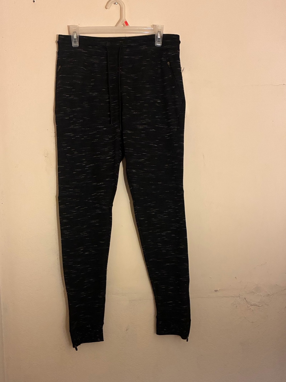 Tilly's Black Heather Men’s Jogger Pants